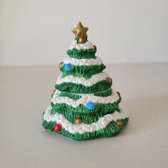 Vintage Christmas Tree Salt & Pepper Ceramic Stackable Shaker Set 2 - Picture 1 of 11